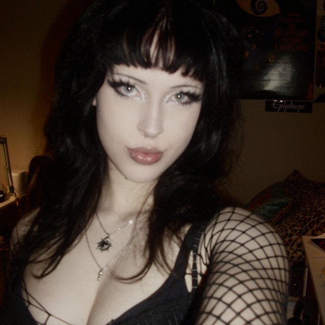 Taya_M