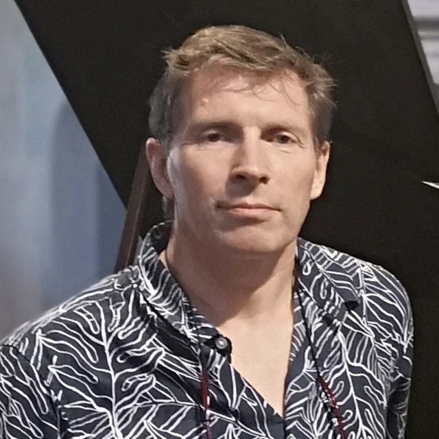 neil466817