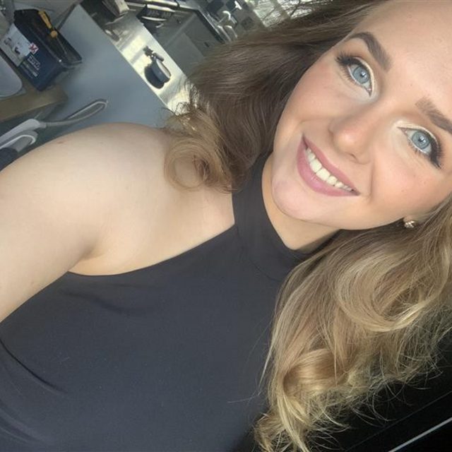 rebecca472336